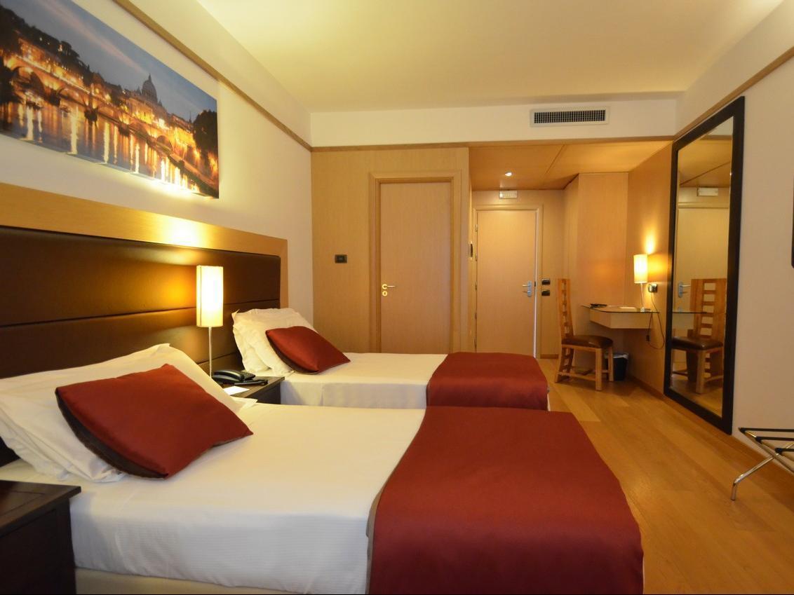 Ginevra Palace 3* Roma